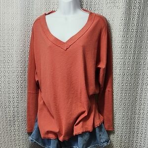 Women's V-Neck Terracotta Long Sleeve Top